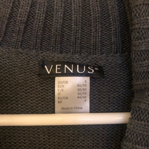 Sweater - Picture 2 of 4